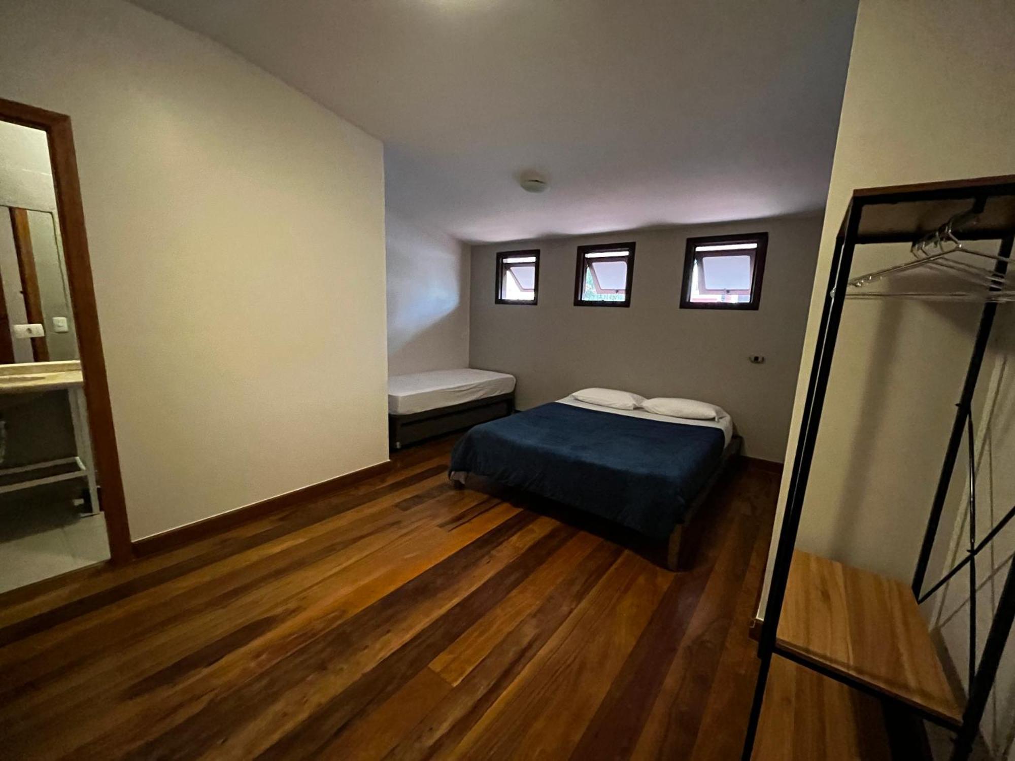 Hostel Matilda Curitiba Exteriör bild